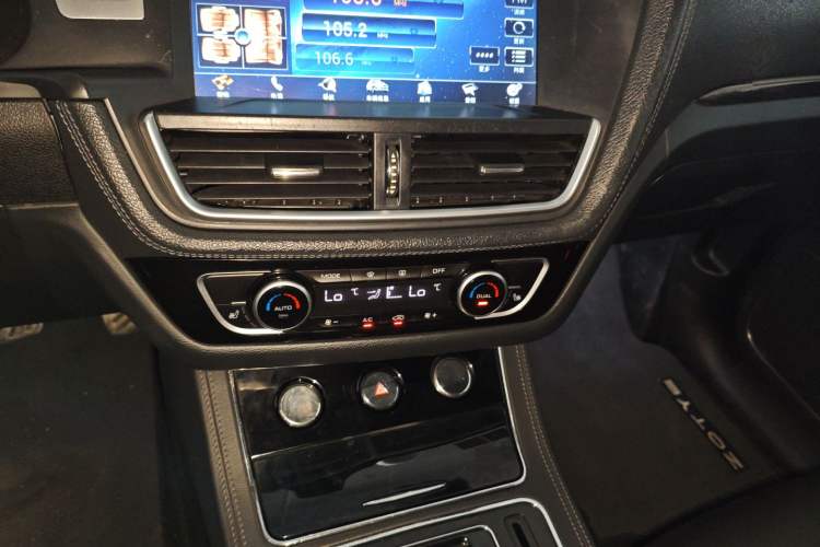 Used Zotye T600 2016 Sport Edition 2.0T DCT Luxury Model
