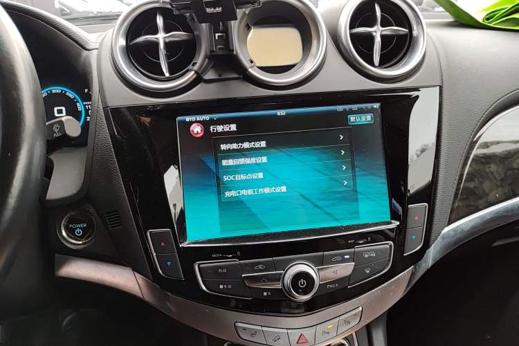 Used BYD Tang New Energy 2015 2.0T Four-Wheel-Drive Flagship Model Audio And AC Panel