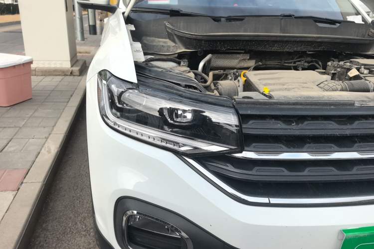 Used Volkswagen Tacqua 2021 1.5L Automatic Yue Zhi Lian Edition Right Front Headlight