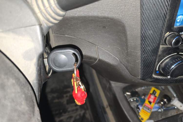 Used Wuling Hongguang 2014 1.5L S Standard Version