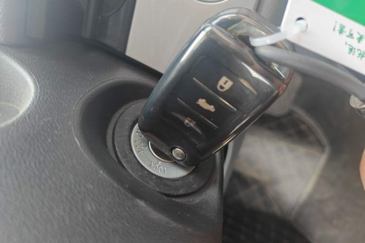 Used CHANGAN NEVO Lumin 2022 155 km – Refreshingly Sweet Edition
