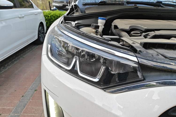 Used Citroen C3-XR 2019 230THP DCT ORIGINS Centennial Deluxe Edition Right Front Headlight