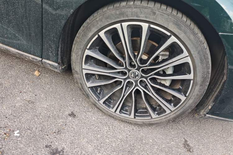 Used MG 7 2023 2.0T Automatic Hunter Luxury Edition Right Front Wheel Hub