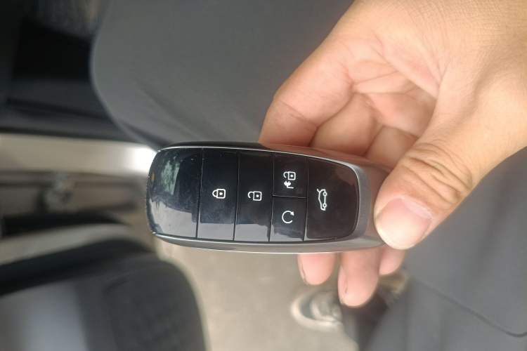 Used AION Y 2022 80 Ultra-Long Range Edition