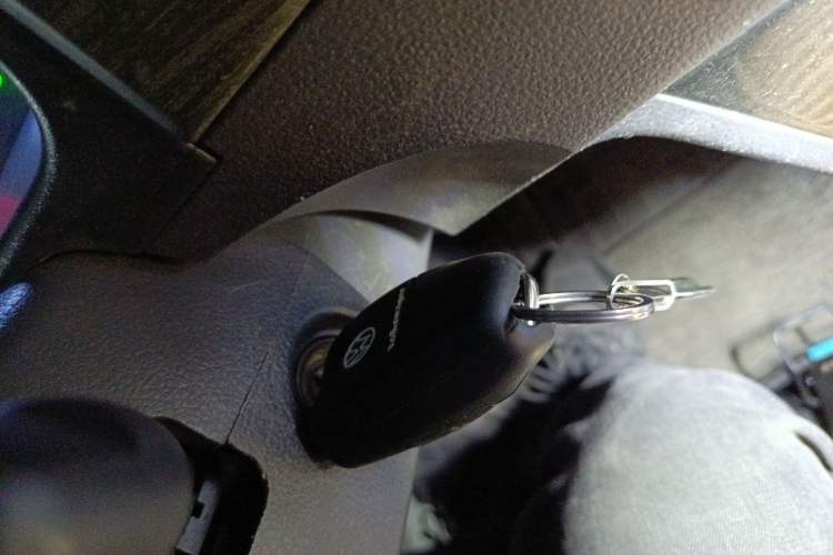 Used Jinbei Hiace X30 2016 1.3L Van Comfort Edition DLCG12 Vehicle Key