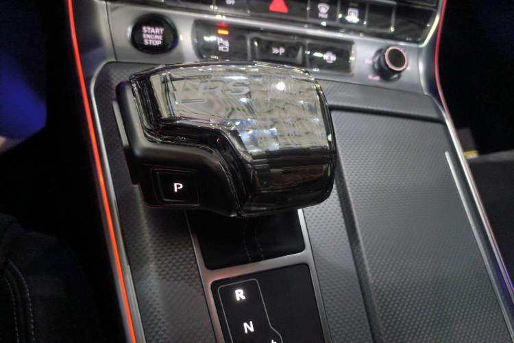 Used Audi A7L 2024 45TFSI quattro S-line Visionary Edition Flow Crystal Package