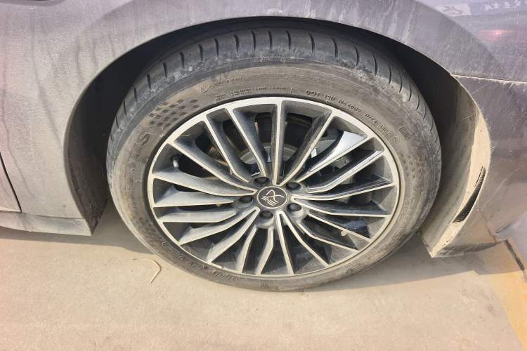 Used BYD Han 2022 DM-i 121KM Prestige Model