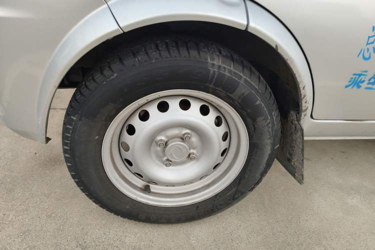 Used Dongfeng Xiaokang K05S 2022 1.3L High-Power Base Version Exterior 4