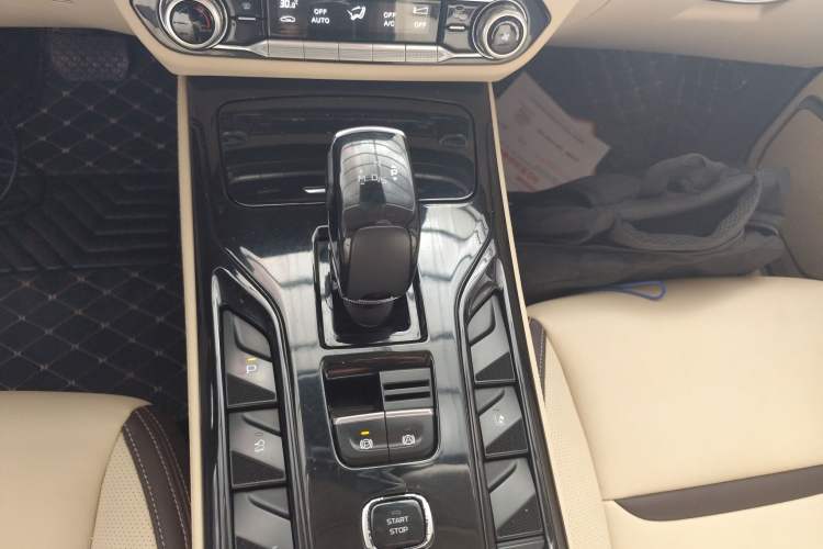 Used Bestune T77 2019 230 TID Automatic Prestige Version China VI Emission Standard
