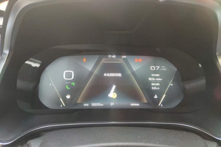 Used Wey VV5 2019 Upgraded Model 2.0T Two-Wheel Drive Flagship Version China V Standard