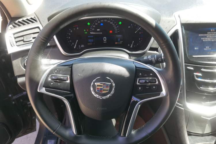 Used Cadillac SRX 2015 3.0L Comfort Version Steering Wheel