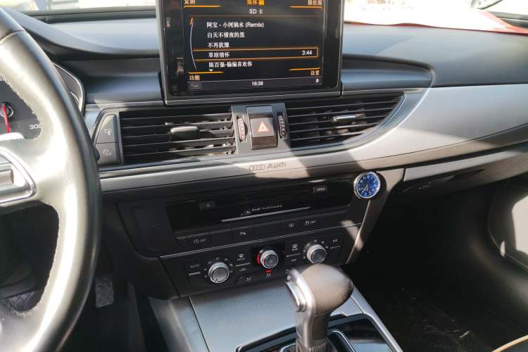 Used Audi A6L 2014 TFSI Standard Model Audio And AC Panel