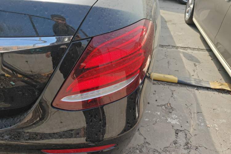 Used Mercedes-Benz E-Class 2017 E 300 L Sporty and Stylish Model