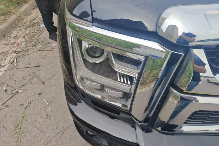 Used Great Wall King Kong Poer 2023 2.0T Automatic Gasoline 4x4 Elite Trim Standard Box GW4C20C Right Front Headlight