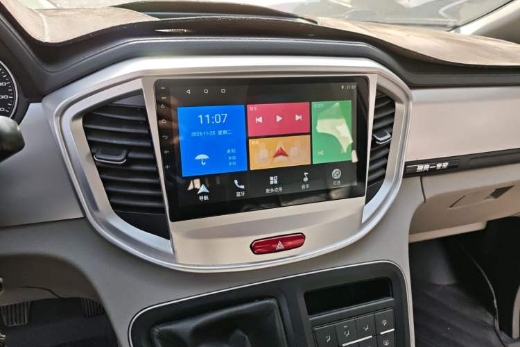 Used JAC Refine M4 2021 2.0L Manual Commercial Edition