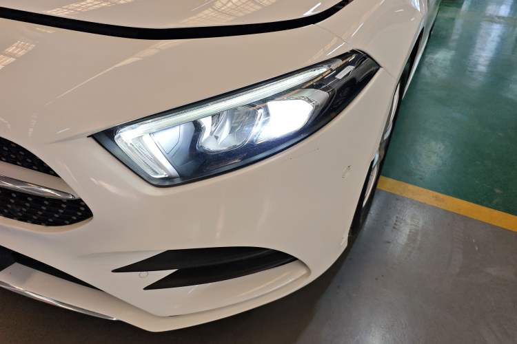 Used Mercedes-Benz A-Class 2020 A 200 L Sport Sedan Left Front Headlight