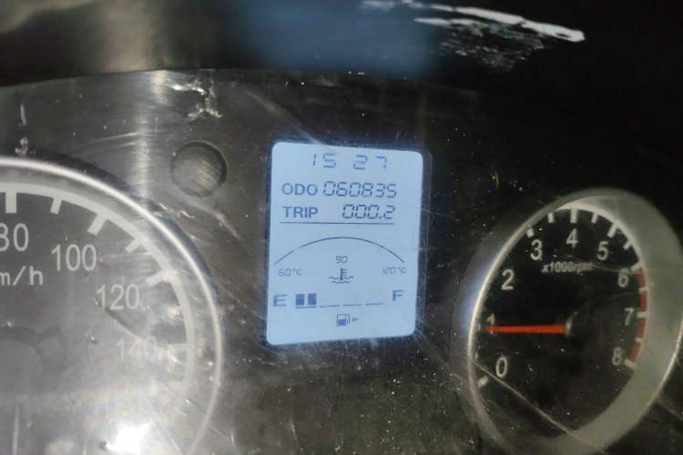 Used Jinbei Hiace X30 2013 1.3L Comfort Model Odometer Close Up