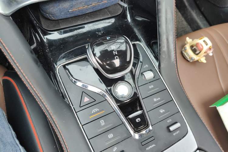 Used BYD Song PLUS 2020 1.5T Automatic Prestige Version
