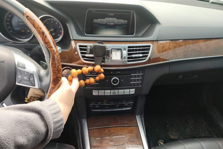 Used Mercedes-Benz E-Class 2015 Revised E 260 L