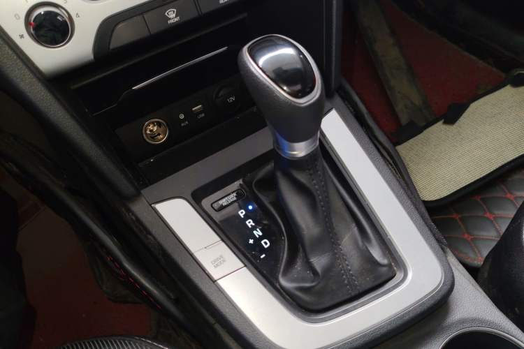 Used Hyundai Elantra (6th Generation / Lingdong) 2016 1.6L Automatic ZhiXuan – Elite Version