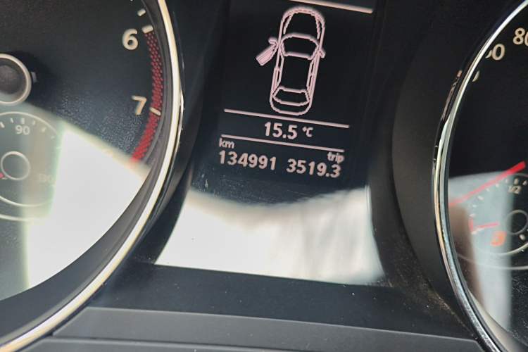 Used Volkswagen Sagitar 2014 Revised Version 1.6L Manual Comfort Edition