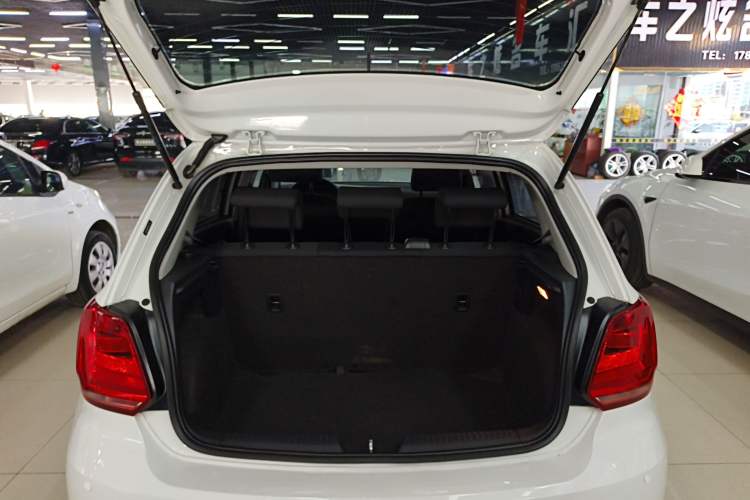 Used Volkswagen Polo 2016 1.4L Automatic Trendy Model
