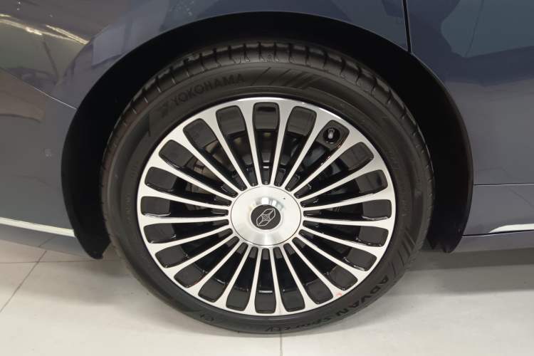 Used Hima Stelato S9 2026 Model Range-Extended Max Rear-Wheel Drive 53 kWh Right Rear Wheel Hub