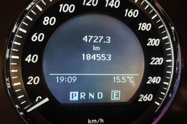 Used Mercedes-Benz GLK-Class 2012 GLK 300 4MATIC Fashion Model