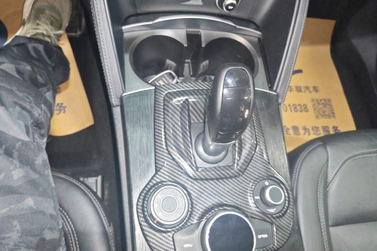 Used Alfa Romeo Stelvio 2017 2.0T 200HP Elite Edition
