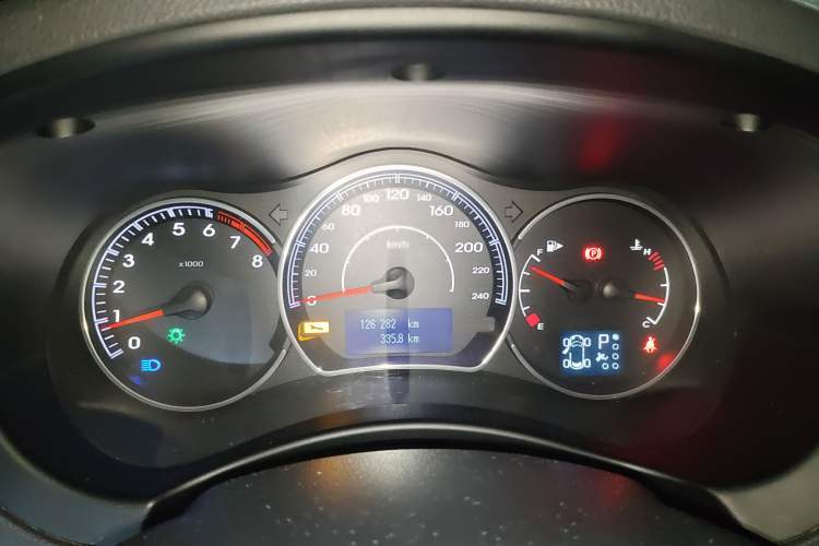 Used Renault Koleos 2012 2.5L 4x4 Comfort Edition with Navigation