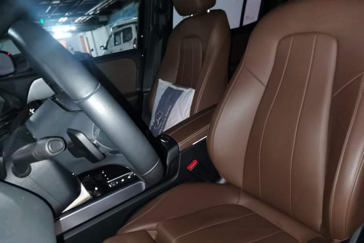 Used Mercedes-Benz GLB 2020 GLB 180 Fashion Model Left Front Seat