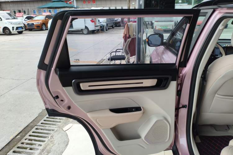 Used Geely Auto icon 2023 1.5TD Chocolate Smoothie Edition
