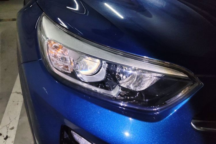 Used Kia kx1 Stonic 2019 1.4L Automatic Fun Edition China VI Right Front Headlight