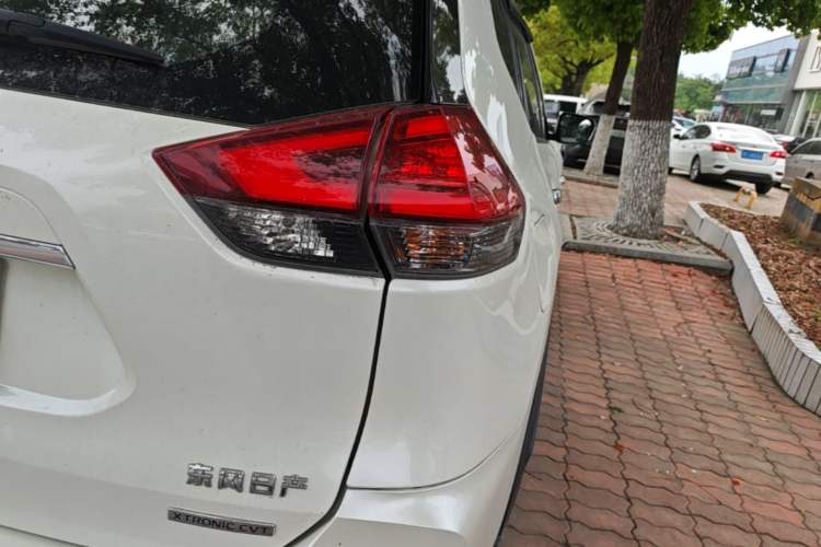 Used Nissan X-Trail 2020 2.0L XL ITS CVT 2WD SmartConnect Comfort Edition Right Rear Taillight