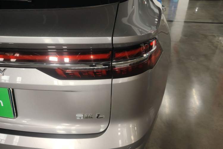 Used Geely Auto Monjaro L 2024 2.0TD High-Power Automatic Two-Wheel Drive Yunqi Version