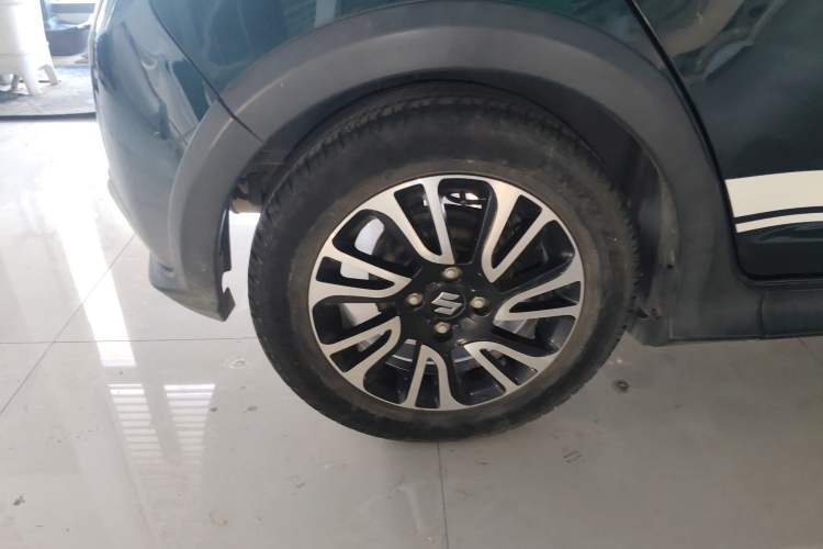 Used Suzuki Swift 2016 1.5L Manual Fashion Edition Cool Play Version