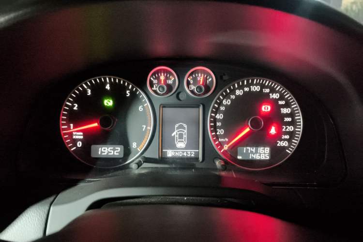 Used Volkswagen Passat 2009 1.8T Automatic Prestige Model
