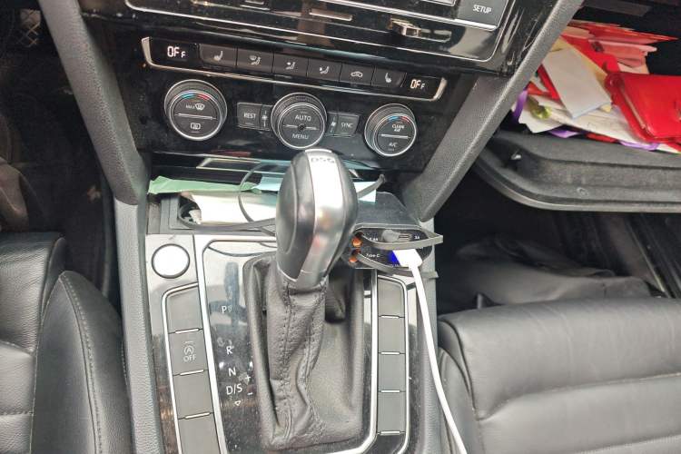 Used Volkswagen Magotan 2018 380TSI DSG Luxury Model Gear Lever