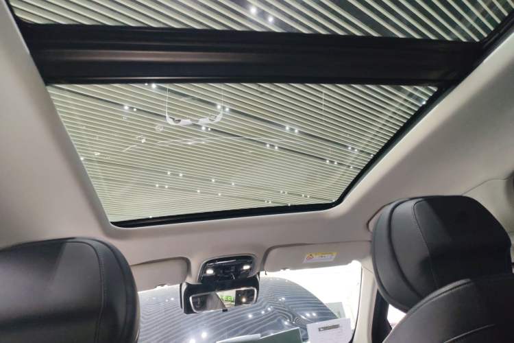 Used EXEED Stellar 2023 400T Two-Wheel Drive Comfort Flyfish Edition