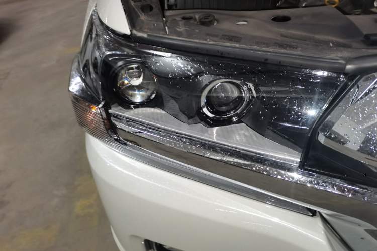 Used Toyota Land Cruiser 
