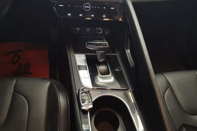 Used Hyundai Elantra 2021 1.5L CVT LUX Prestige Edition