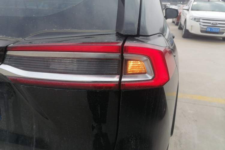 Used Toyota Wildlander 2022 2.0L CVT Two-Wheel Drive Luxury PLUS Edition