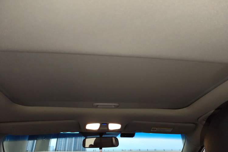 Used Hyundai Sonata 2013 2.0L Automatic Luxury Edition
