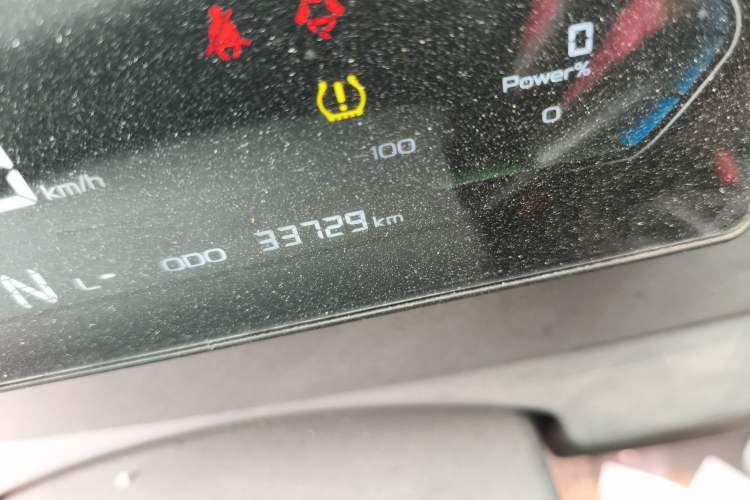 Used Farizon Xingxiang V 2024 Star Enjoy V6E Feature Edition Zhixin 46.08 kWh Odometer Close Up