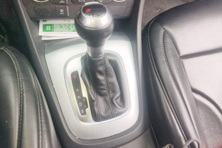Used Audi Q3 2016 30 TFSI Fashion Model Gear Lever