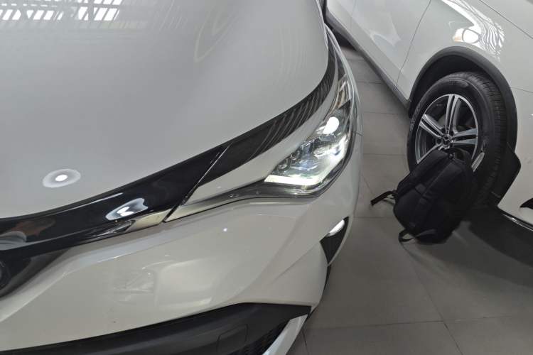 Used Toyota C-HR 2023 2.0L Luxury Edition Left Front Headlight