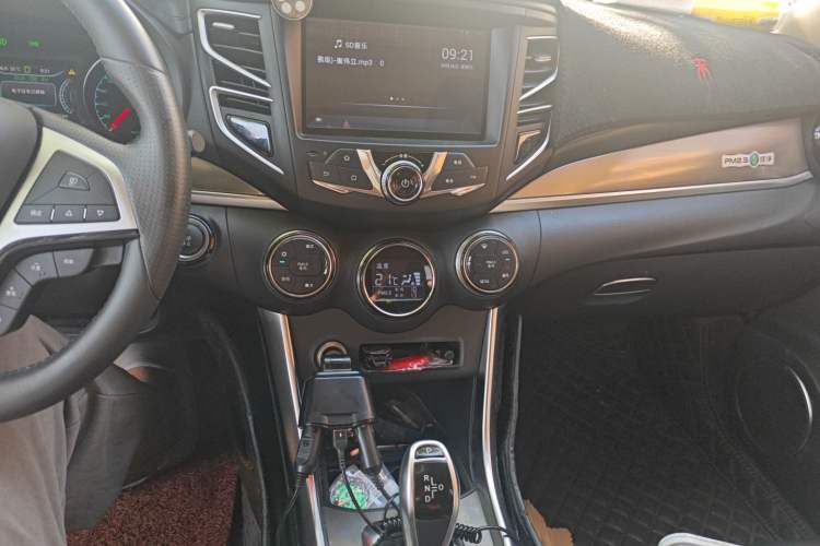 Used BYD Song New Energy 2017 Song DM 1.5TID All-Wheel Drive Luxury Model

