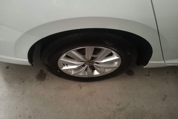 Used Volkswagen Lavida 2023 Revised 1.5L Automatic DeYi Edition Right Rear Wheel Hub