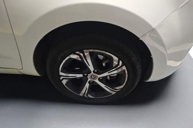 Used CHANGAN Benni E-Star 2021 National Edition Xin Yue Version Lithium Iron Phosphate (31.18 kWh) Right Front Wheel Hub