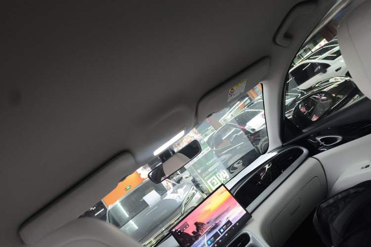 Used Geely Galaxy Geome 2025 UP 410km Exploration Edition